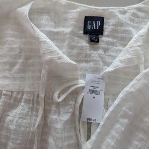 Gap shirt